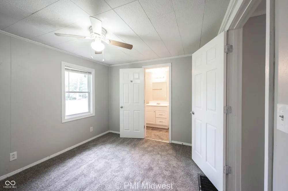 334 Ellis Street Plainfield, IN 46168