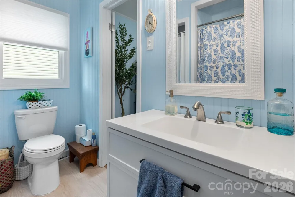 1101 Rosewood Avenue Kannapolis, NC 28081