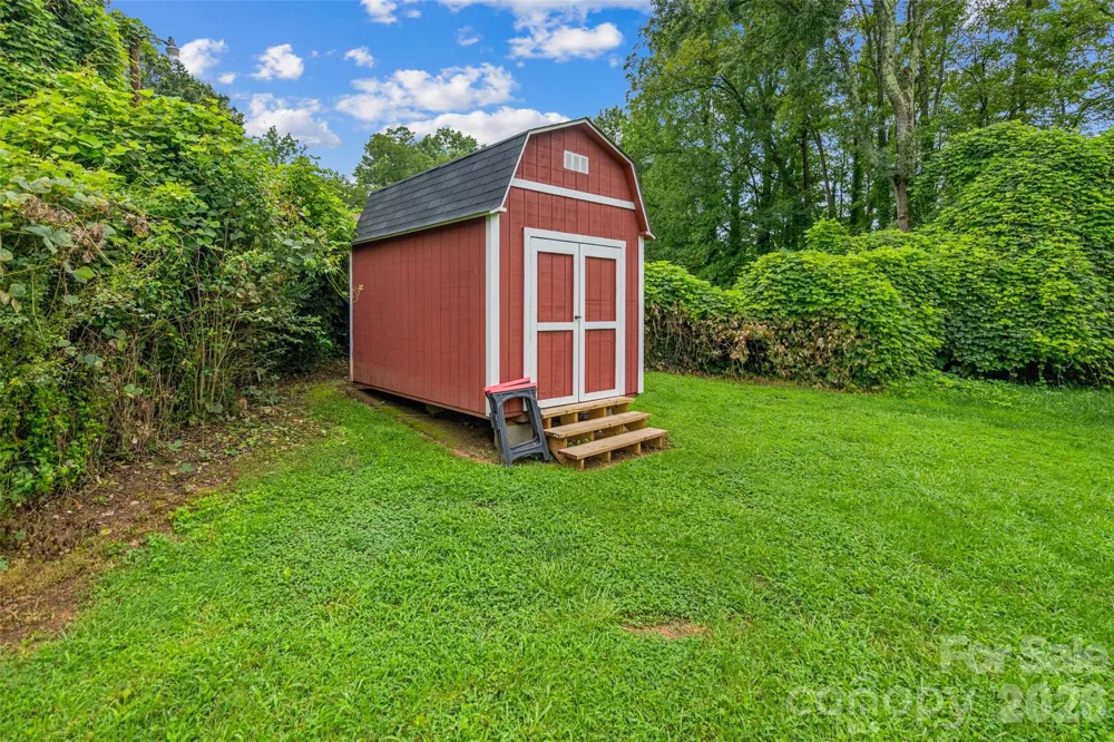 1101 Rosewood Avenue Kannapolis, NC 28081
