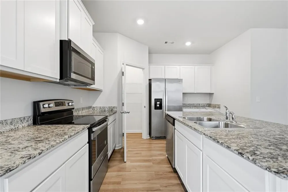 5260 Barberry Avenue Oakwood, GA 30566