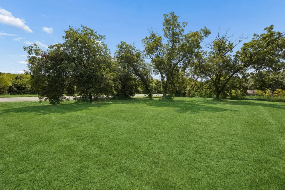 110 Louise Ritter Boulevard Red Oak, TX 75154