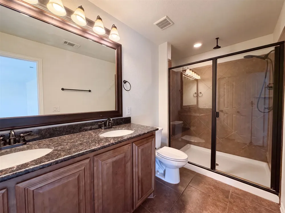 830 Graham Drive Burleson, TX 76028