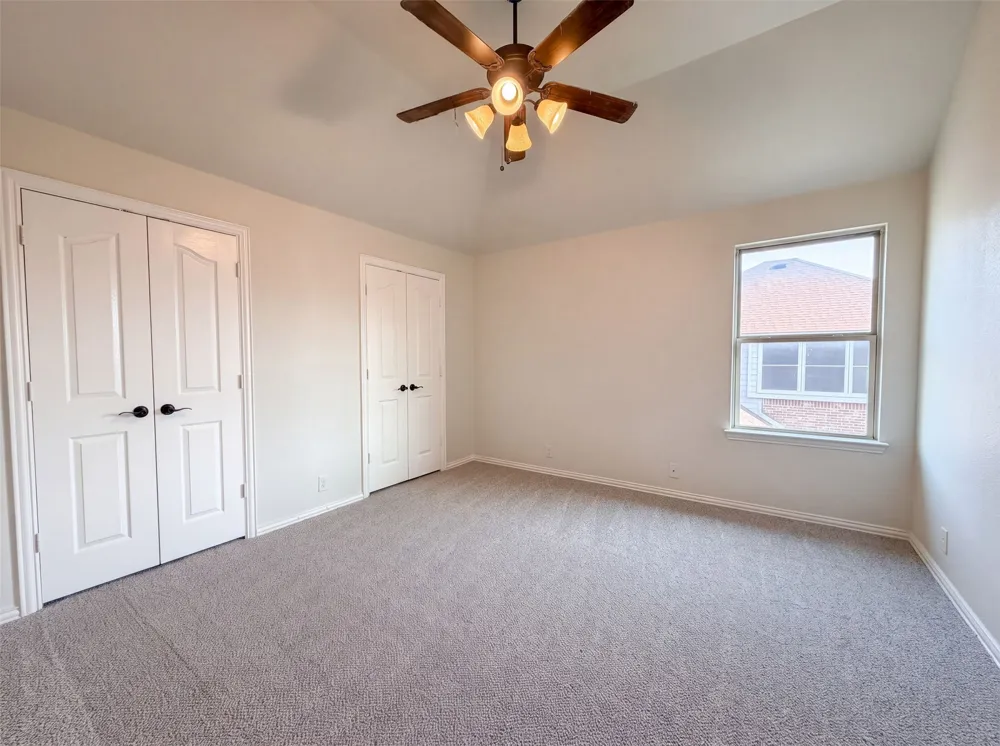 830 Graham Drive Burleson, TX 76028