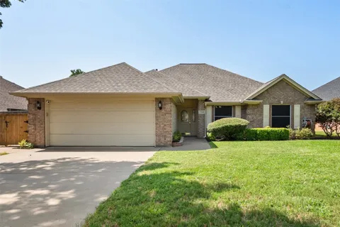 1104 Starling Court