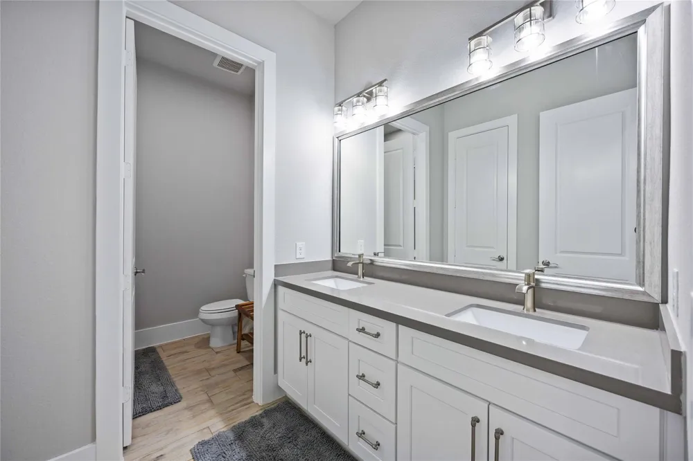33510 Walnut Xing Magnolia, TX 77355