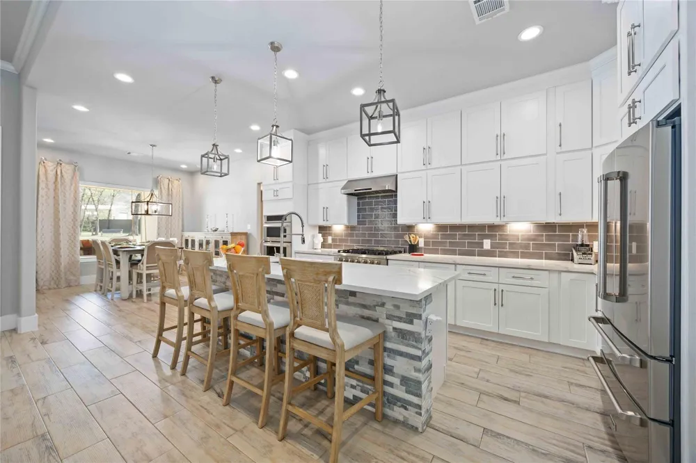 33510 Walnut Xing Magnolia, TX 77355