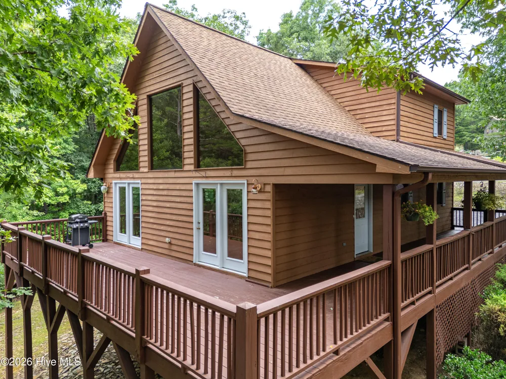 62 Ellis Lane Murphy, NC 28906