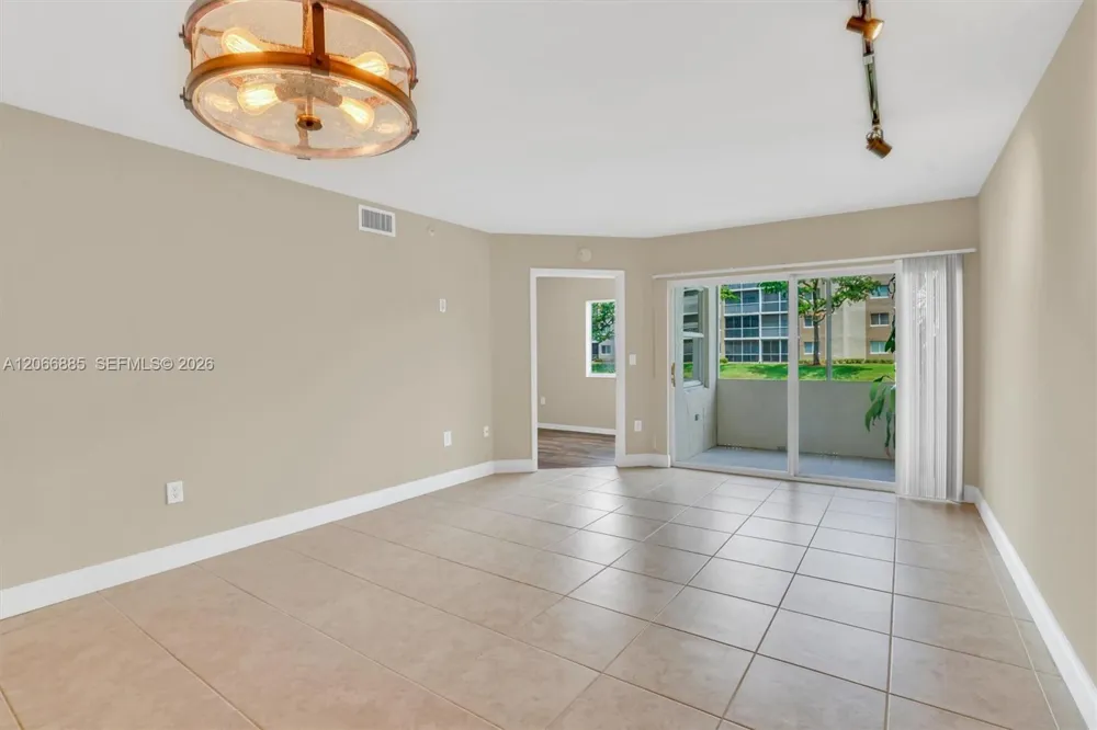 9537 Weldon Cir #I109 Tamarac, FL 33321