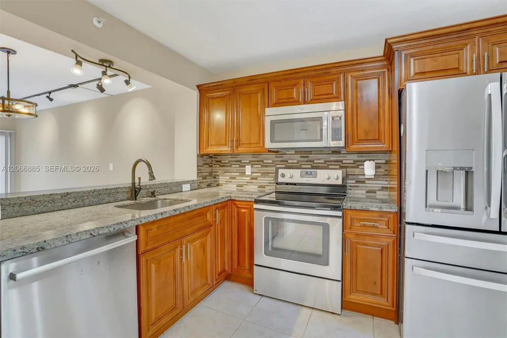 9537 Weldon Cir #I109 Tamarac, FL 33321