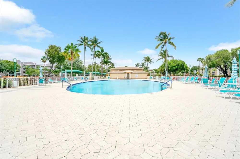 9537 Weldon Cir #I109 Tamarac, FL 33321