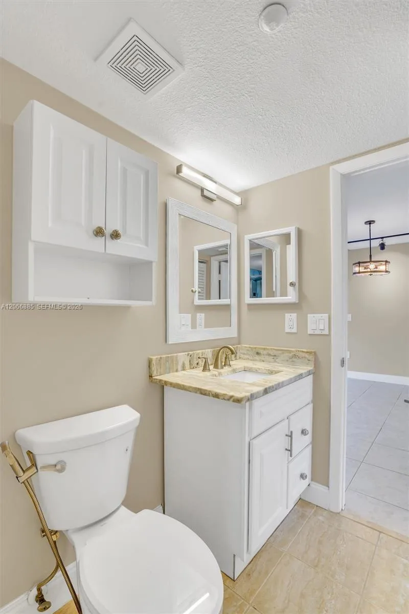 9537 Weldon Cir #I109 Tamarac, FL 33321