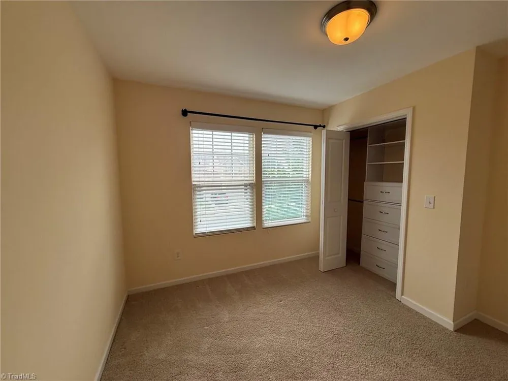 2486 Moss Grove Crossing Winston-Salem, NC 27103