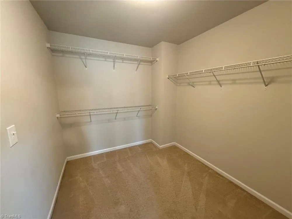 2486 Moss Grove Crossing Winston-Salem, NC 27103