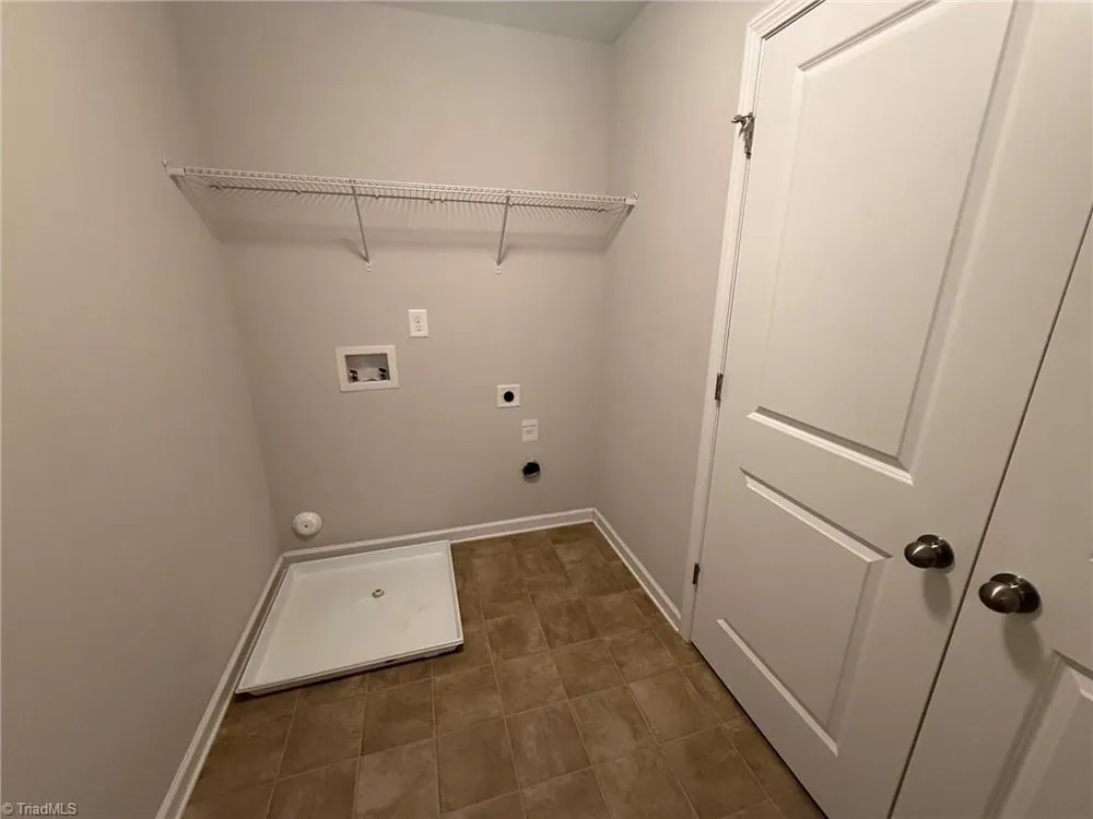 2486 Moss Grove Crossing Winston-Salem, NC 27103