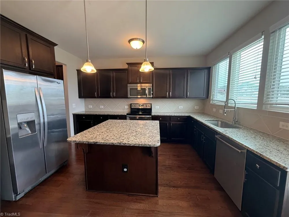2486 Moss Grove Crossing Winston-Salem, NC 27103