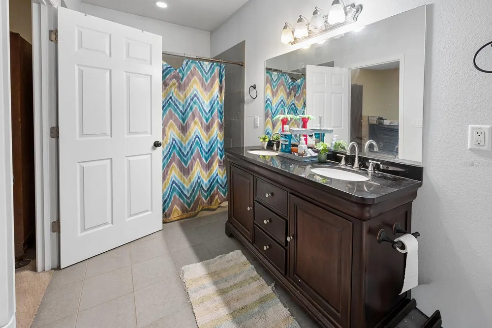 7250 CARDINAL TRAIL Fanning Springs, FL 32693