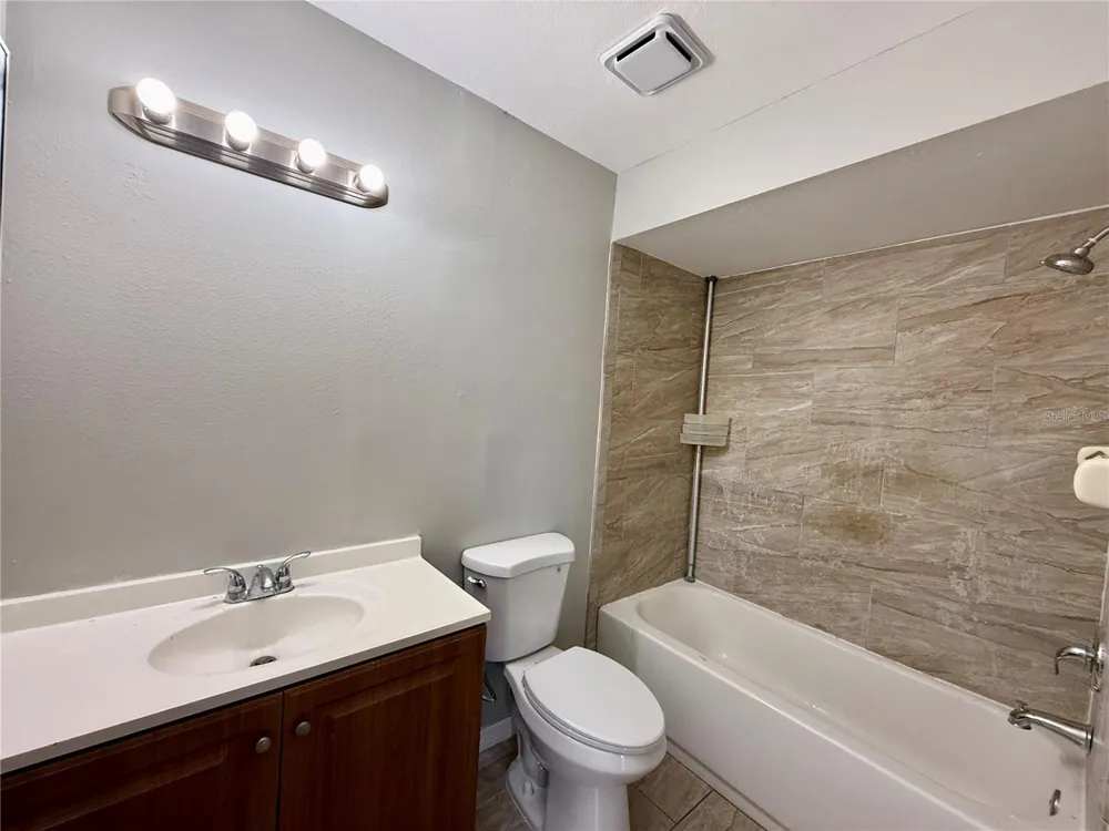 6521 GARDEN SPRING COURT Orlando, FL 32818