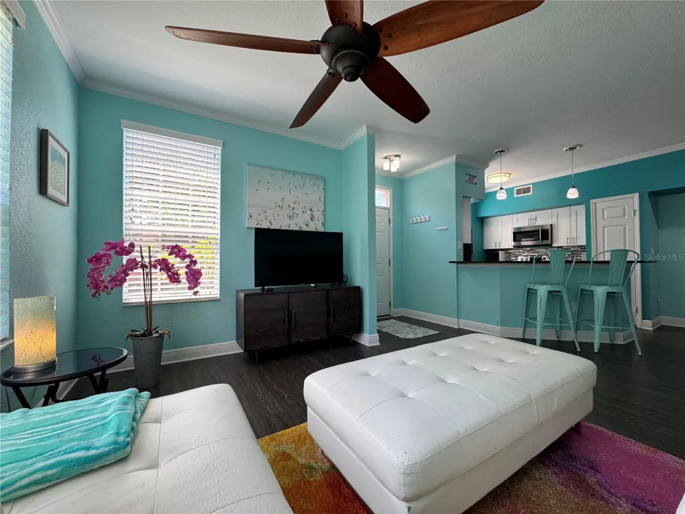 9288 LAKE CHASE ISLAND WAY Tampa, FL 33626