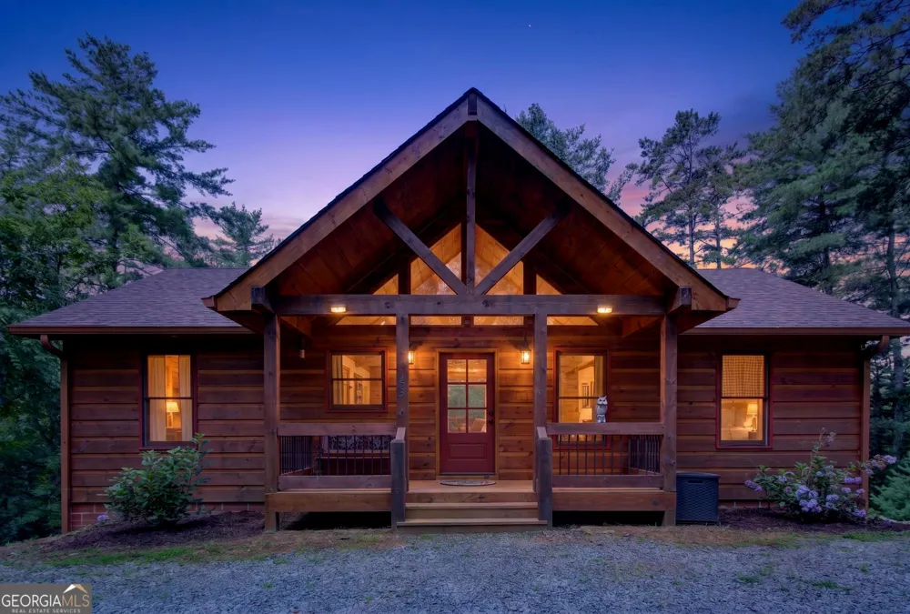 155 Hawks Ridge DR Mineral Bluff, GA 30559