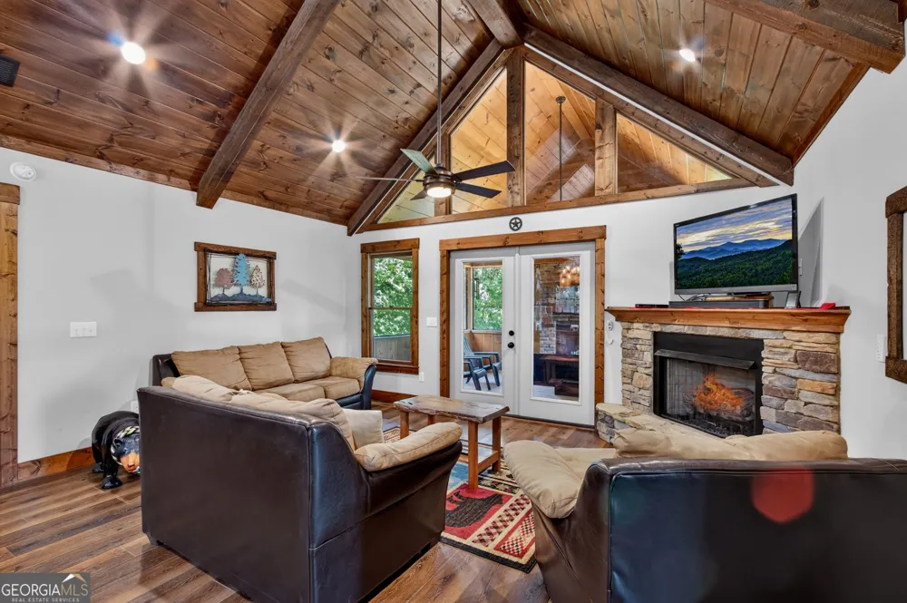 155 Hawks Ridge DR Mineral Bluff, GA 30559