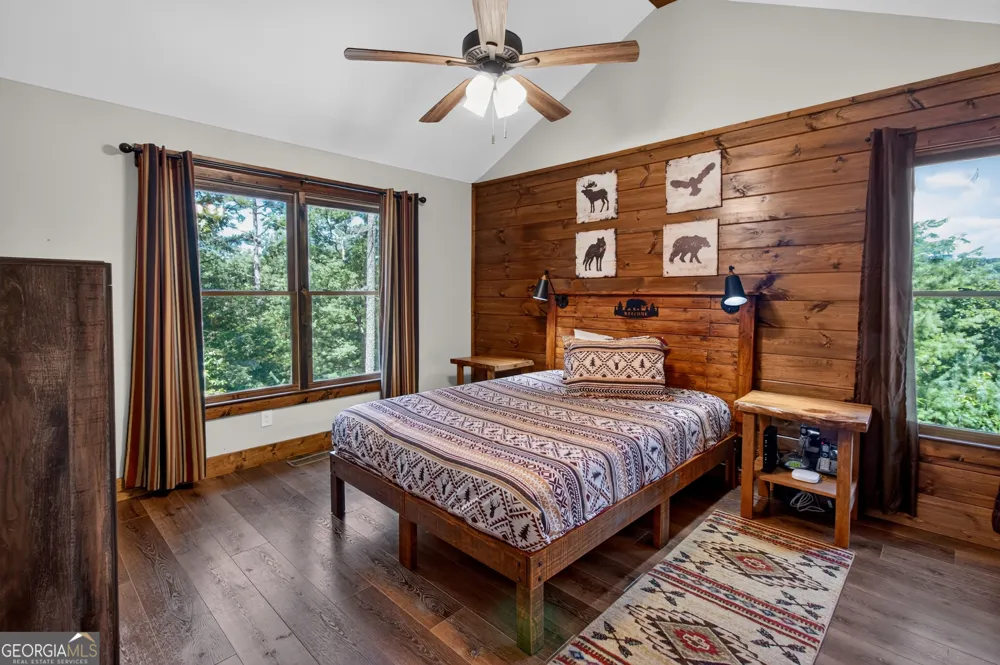 155 Hawks Ridge DR Mineral Bluff, GA 30559