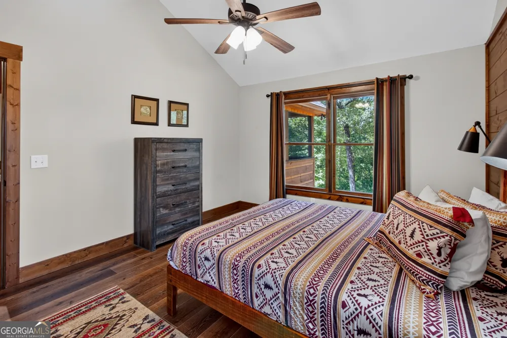 155 Hawks Ridge DR Mineral Bluff, GA 30559