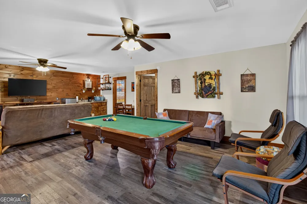 155 Hawks Ridge DR Mineral Bluff, GA 30559