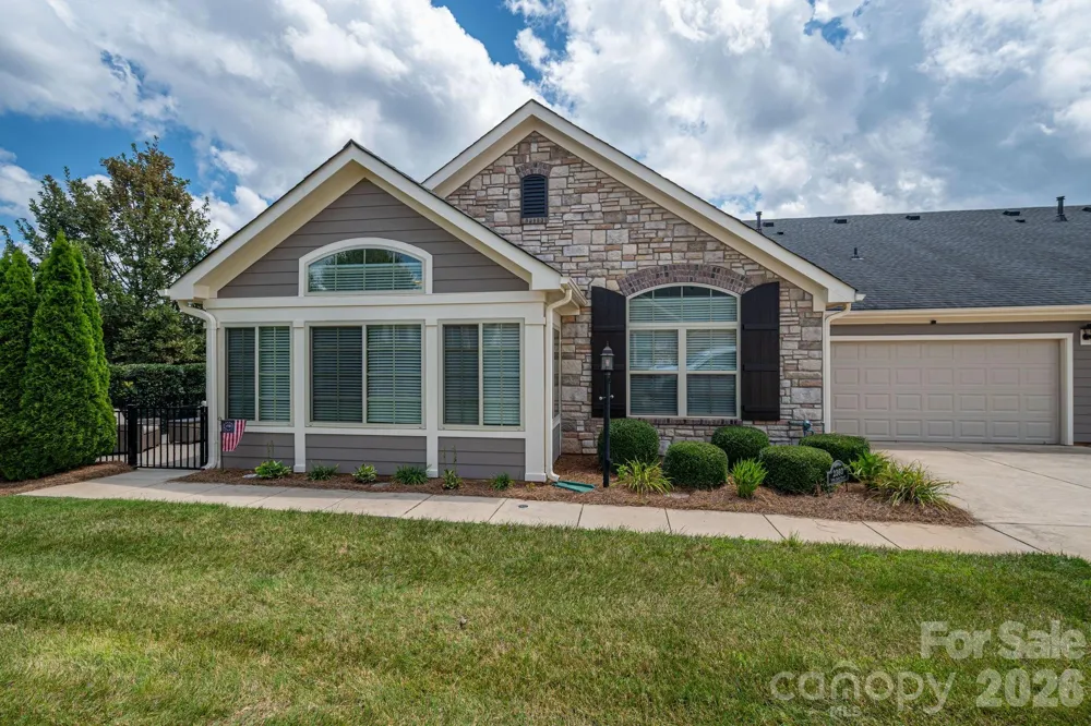 2360 Villa Oaks Court Gastonia, NC 28056
