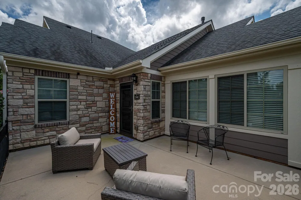 2360 Villa Oaks Court Gastonia, NC 28056