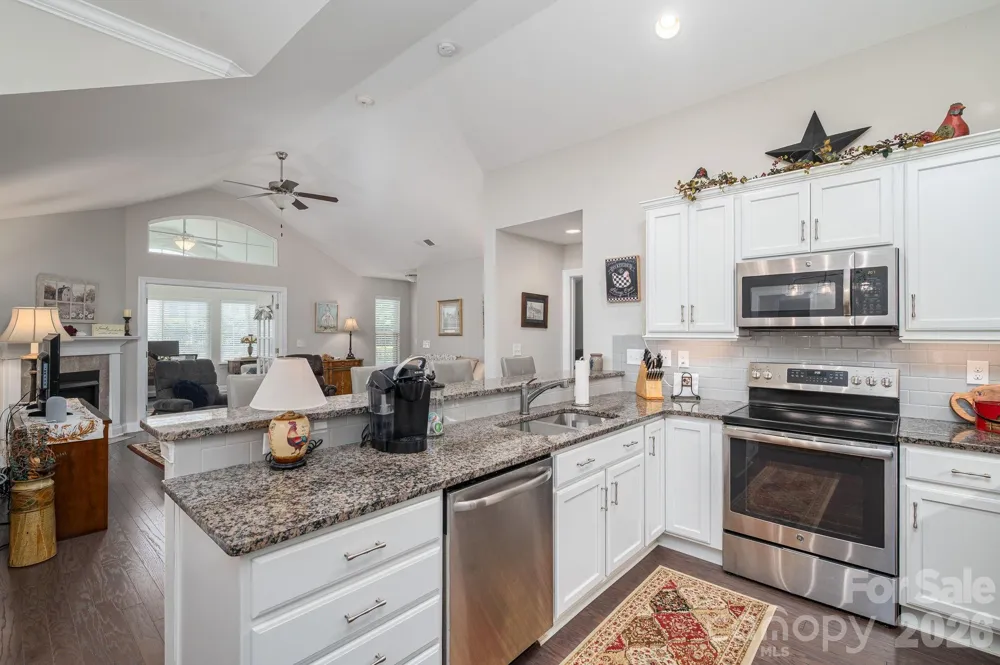 2360 Villa Oaks Court Gastonia, NC 28056