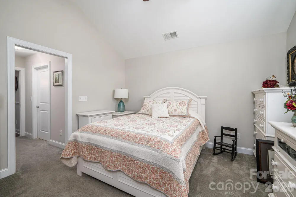 2360 Villa Oaks Court Gastonia, NC 28056