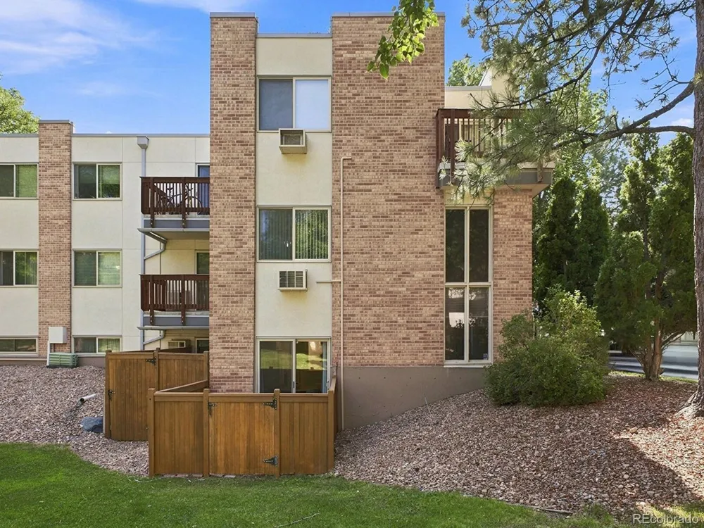 6455 E Bates Avenue #4-105 Denver, CO 80222