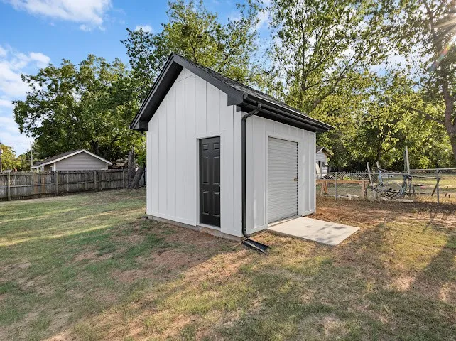 1119 20th Street Bridgeport, TX 76426