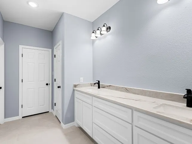 1119 20th Street Bridgeport, TX 76426