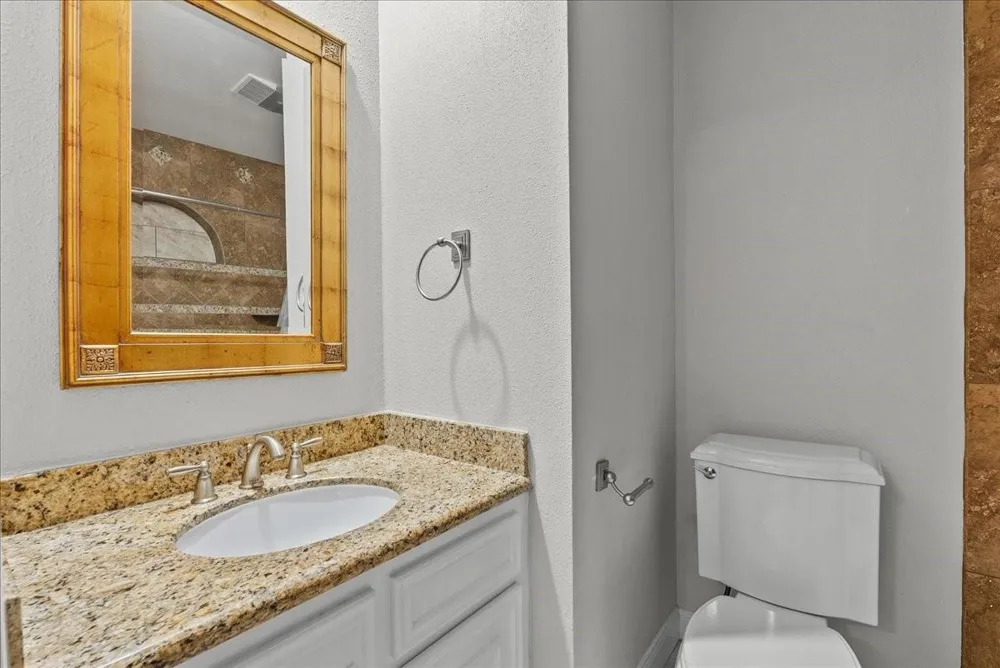 1729 Enterprise Avenue League City, TX 77573