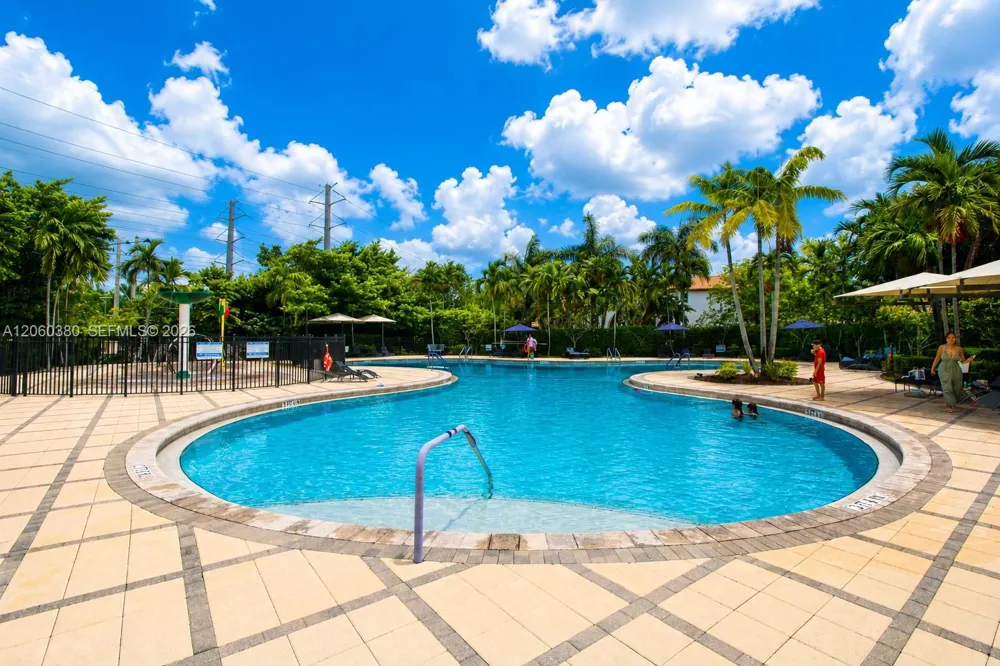 8514 NW 37th Ct Cooper City, FL 33024