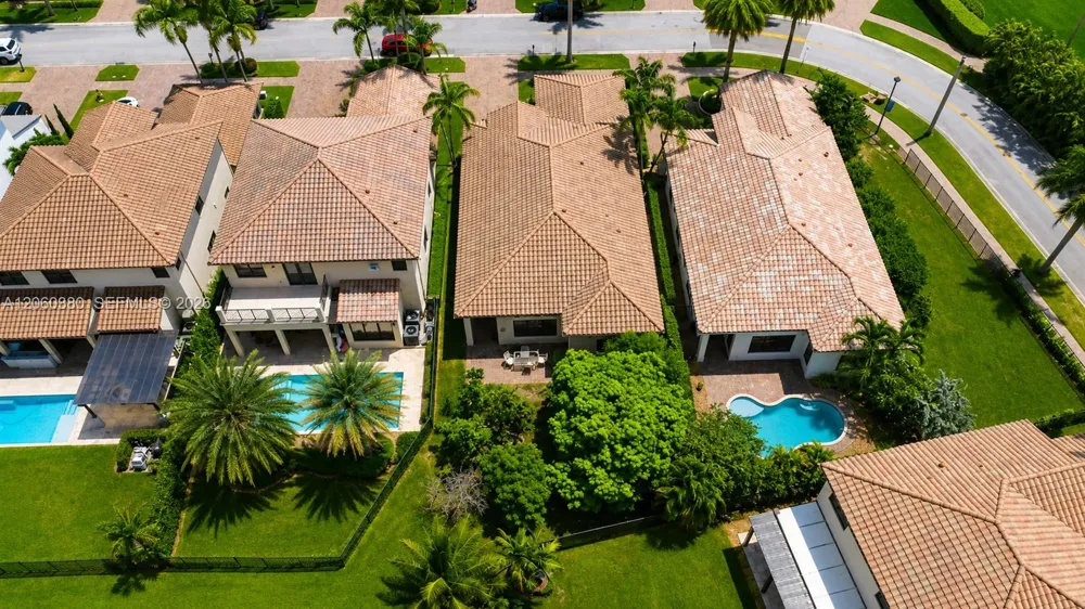 8514 NW 37th Ct Cooper City, FL 33024