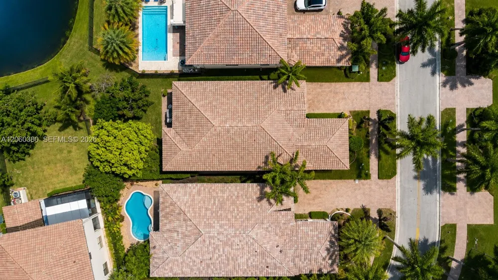 8514 NW 37th Ct Cooper City, FL 33024