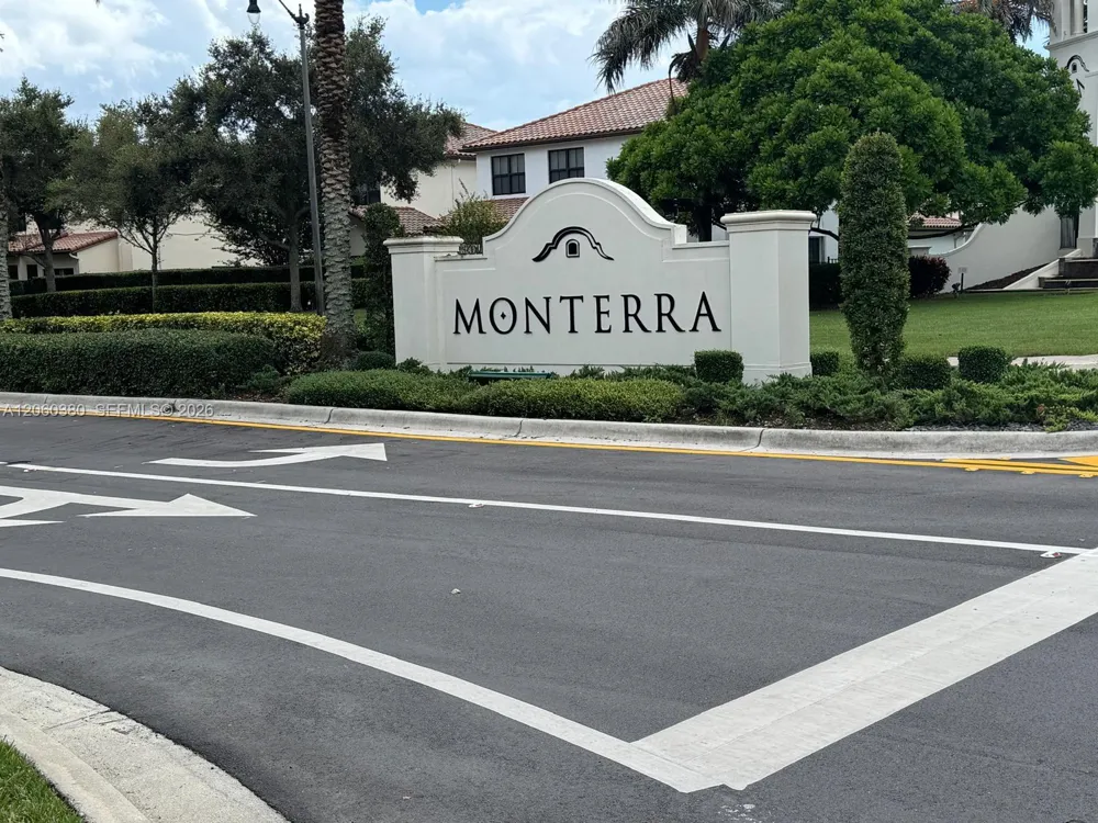 8514 NW 37th Ct Cooper City, FL 33024
