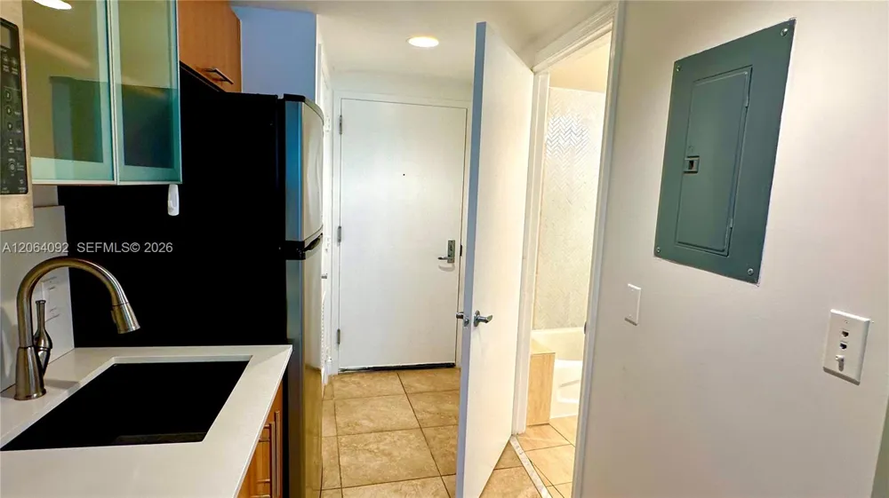 1750 Bayshore Dr #2607 Miami, FL 33132