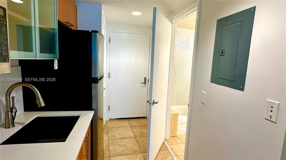 1750 Bayshore Dr #2607 Miami, FL 33132