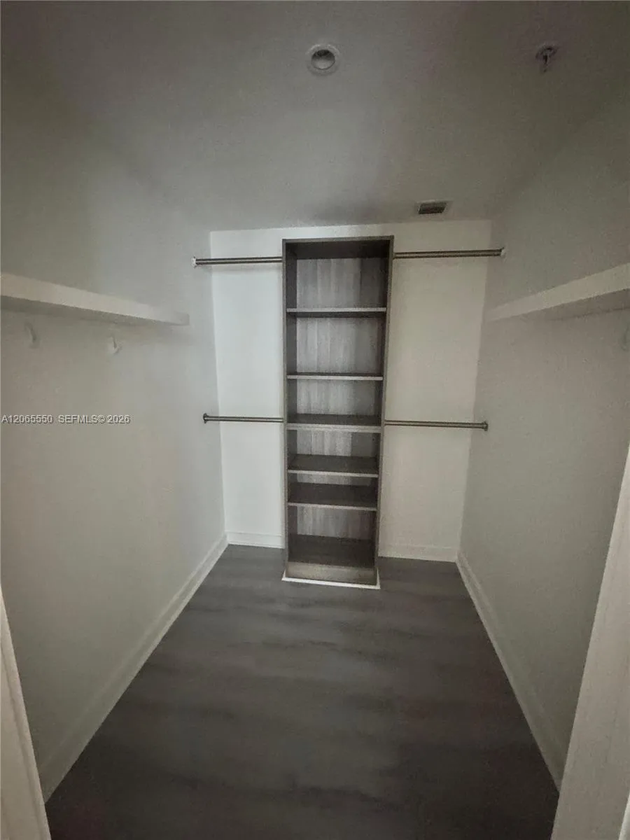 1010 SW 2nd Ave #607 Miami, FL 33130