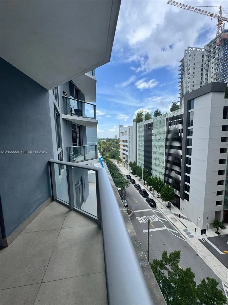 1010 SW 2nd Ave #607 Miami, FL 33130