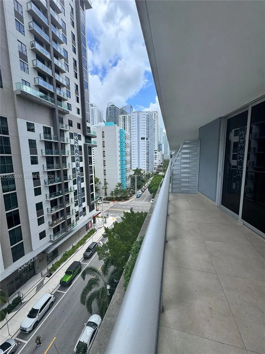 1010 SW 2nd Ave #607 Miami, FL 33130