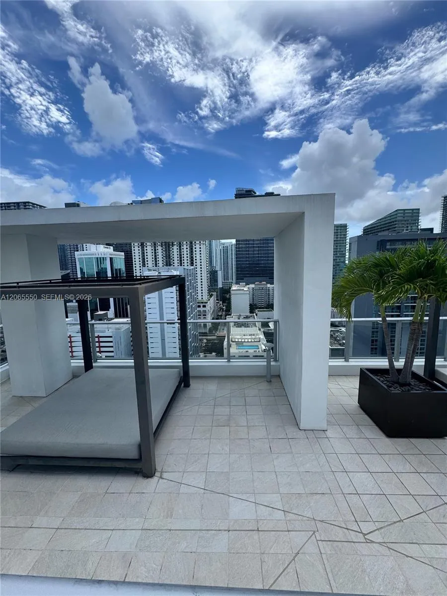 1010 SW 2nd Ave #607 Miami, FL 33130