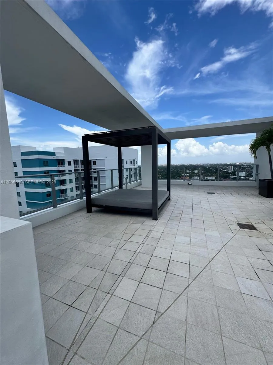 1010 SW 2nd Ave #607 Miami, FL 33130