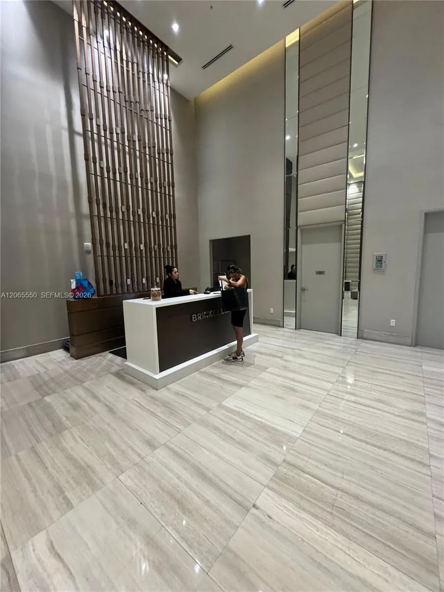 1010 SW 2nd Ave #607 Miami, FL 33130