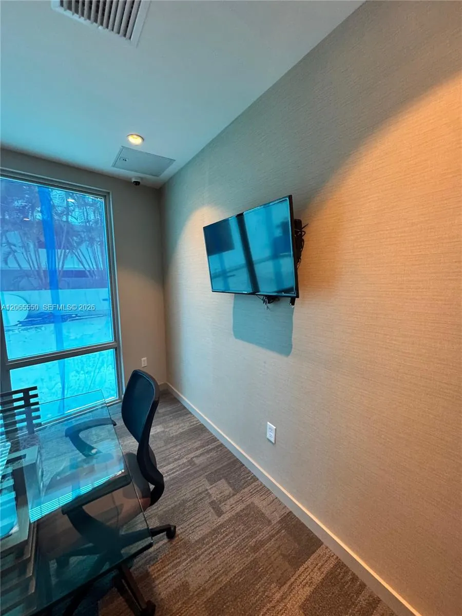 1010 SW 2nd Ave #607 Miami, FL 33130