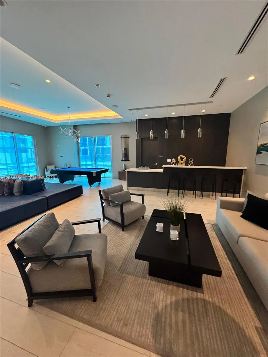 1010 SW 2nd Ave #607 Miami, FL 33130