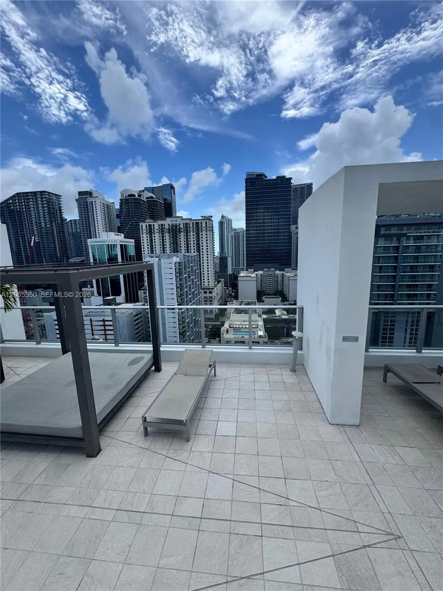1010 SW 2nd Ave #607 Miami, FL 33130